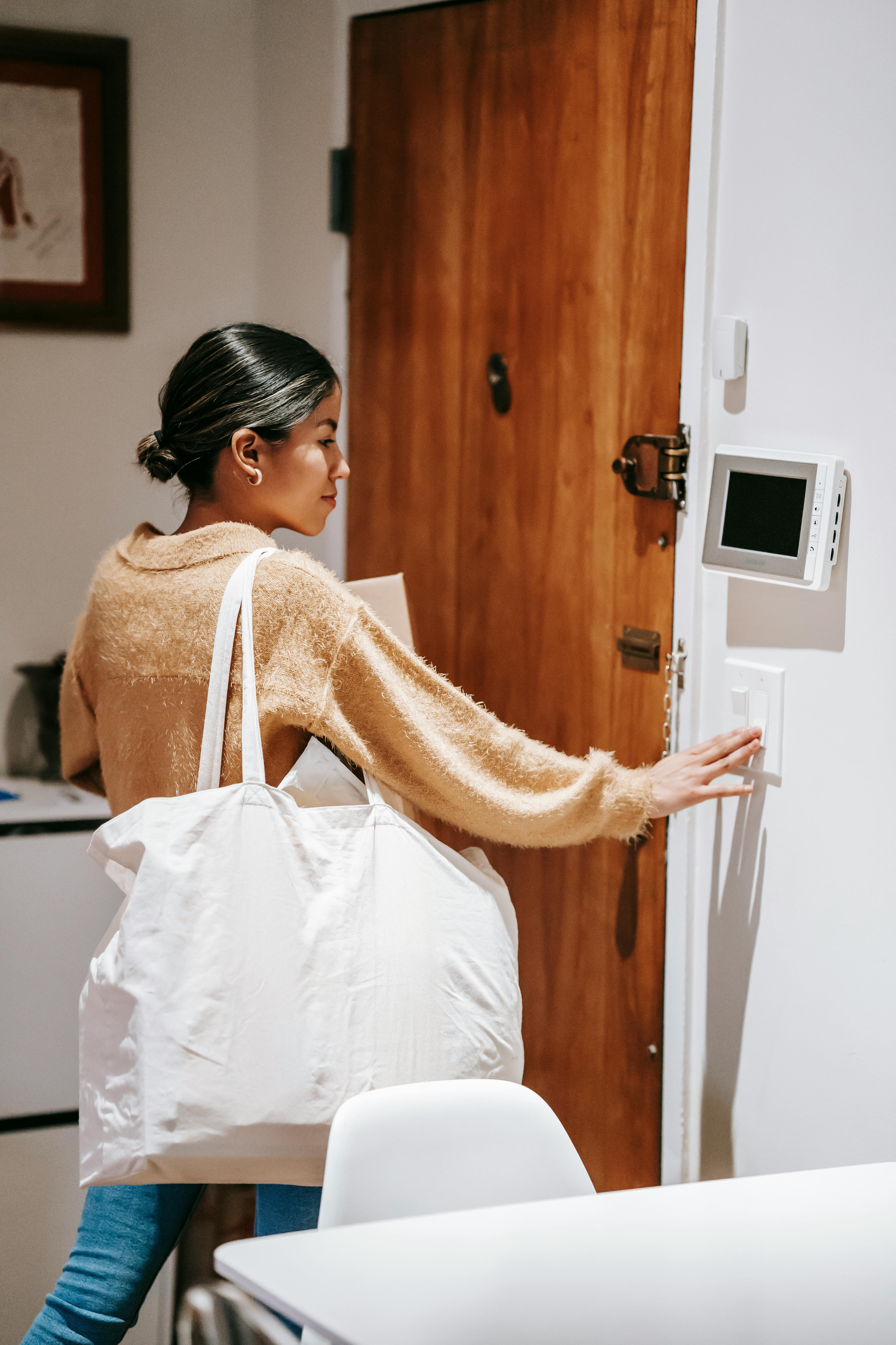 Pexels liza summer 6347539